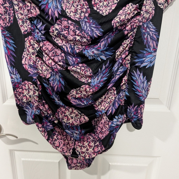 Torrid Pineapple Push-Up Demi Slim Fix Swimsuit in Size 5S (28 & Short) - Picture 6 of 16